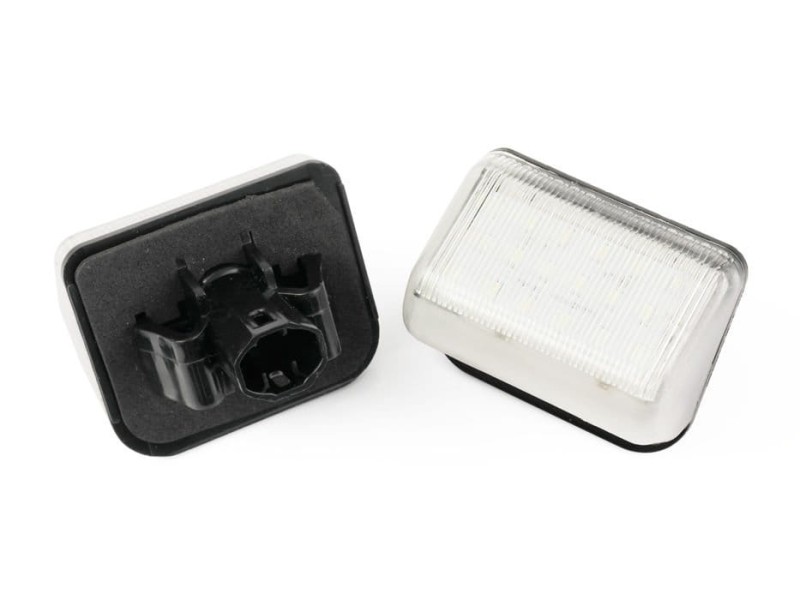 Oświetlenie rejestracji Mazda 6