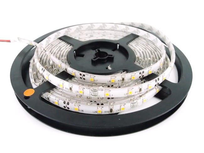 Pasek LED barwa biała zimna 12V
