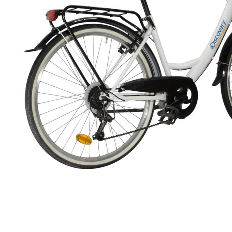 Idealny dla mamy rower miejski z przednim koszykiem.