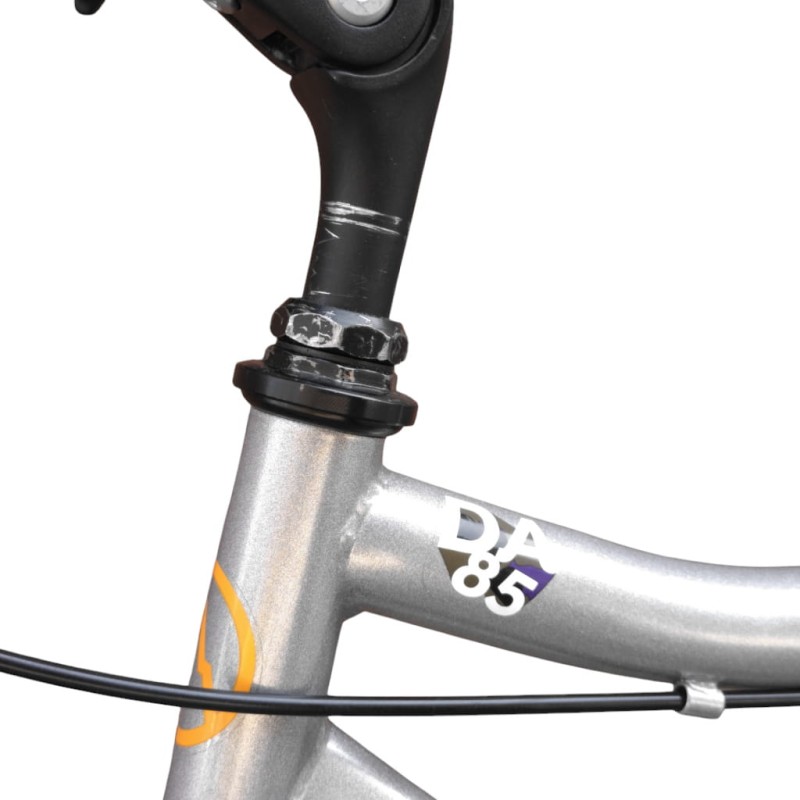 Discovery Denver ze stalową srebrną ramą.