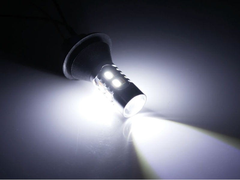 Żarówki P21W dwufunkcyjne